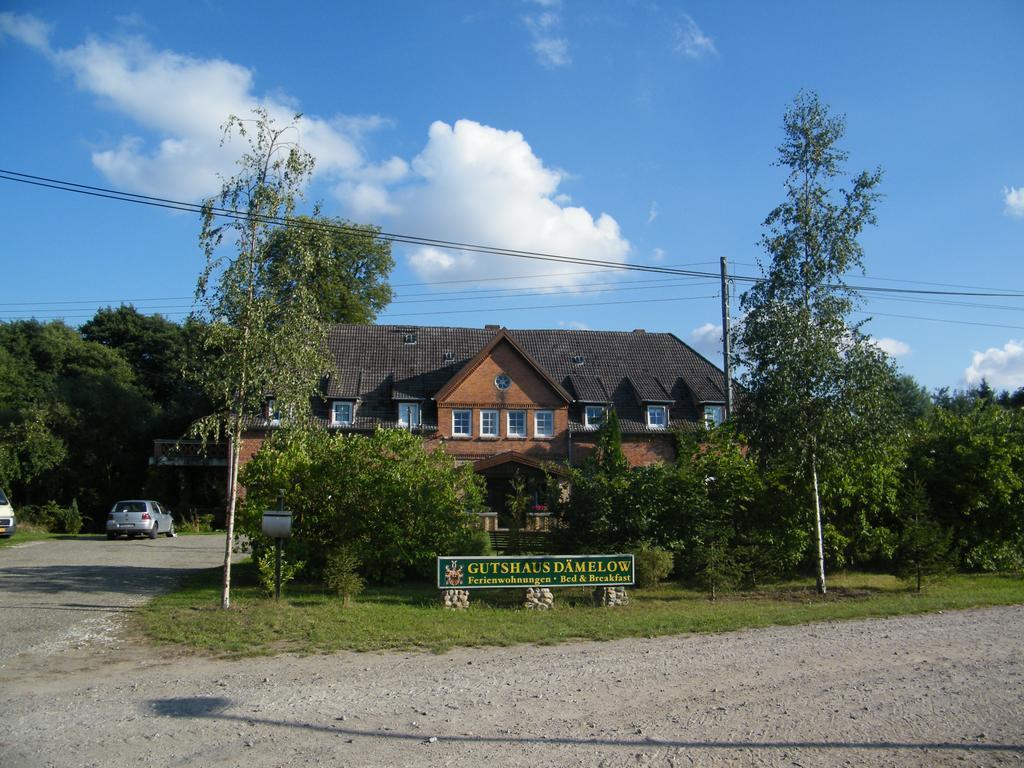 Gutshaus Daemelow Tussen Schwerin En Wismar Zewnętrze zdjęcie